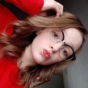 Meet your Posher, Kailey